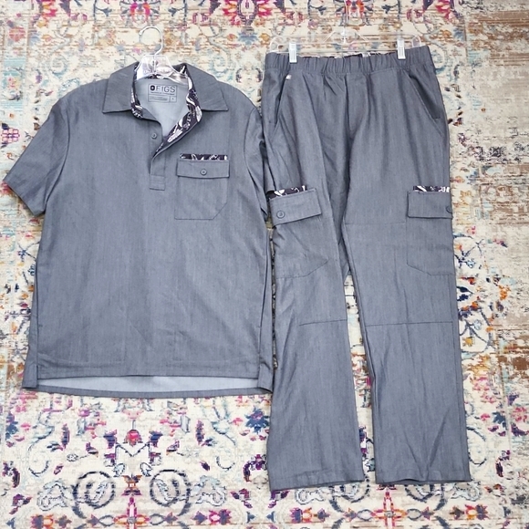 Figs Other - Figs (Set) Technical Collection Scrub Top/Pants Collard Top, Tailor Legs, sz Sma